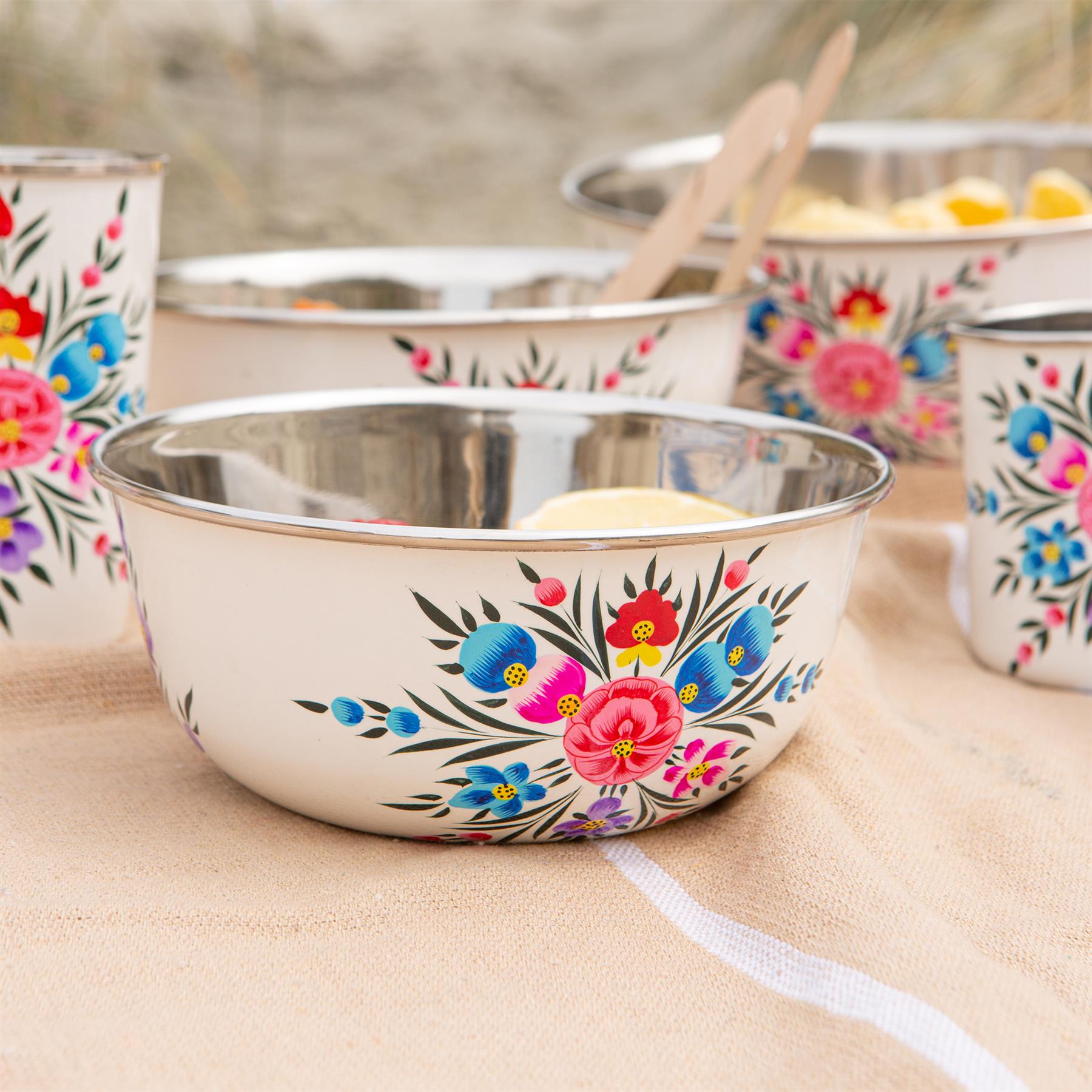 Pansy Hand-Painted Picnic Cereal Bowl - 16.5cm