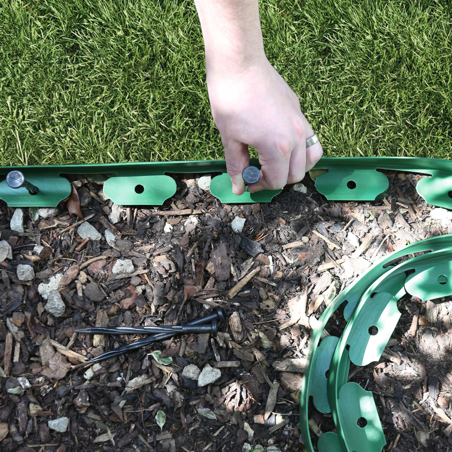 Flexible Plastic Lawn & Path Edging - 10m x 4cm