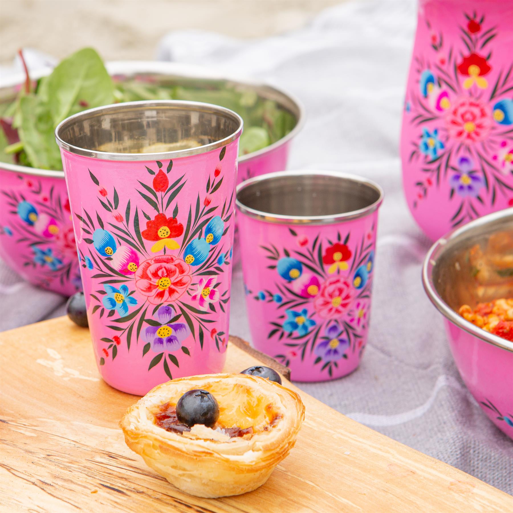 Pansy 400ml Hand-Painted Picnic Cup