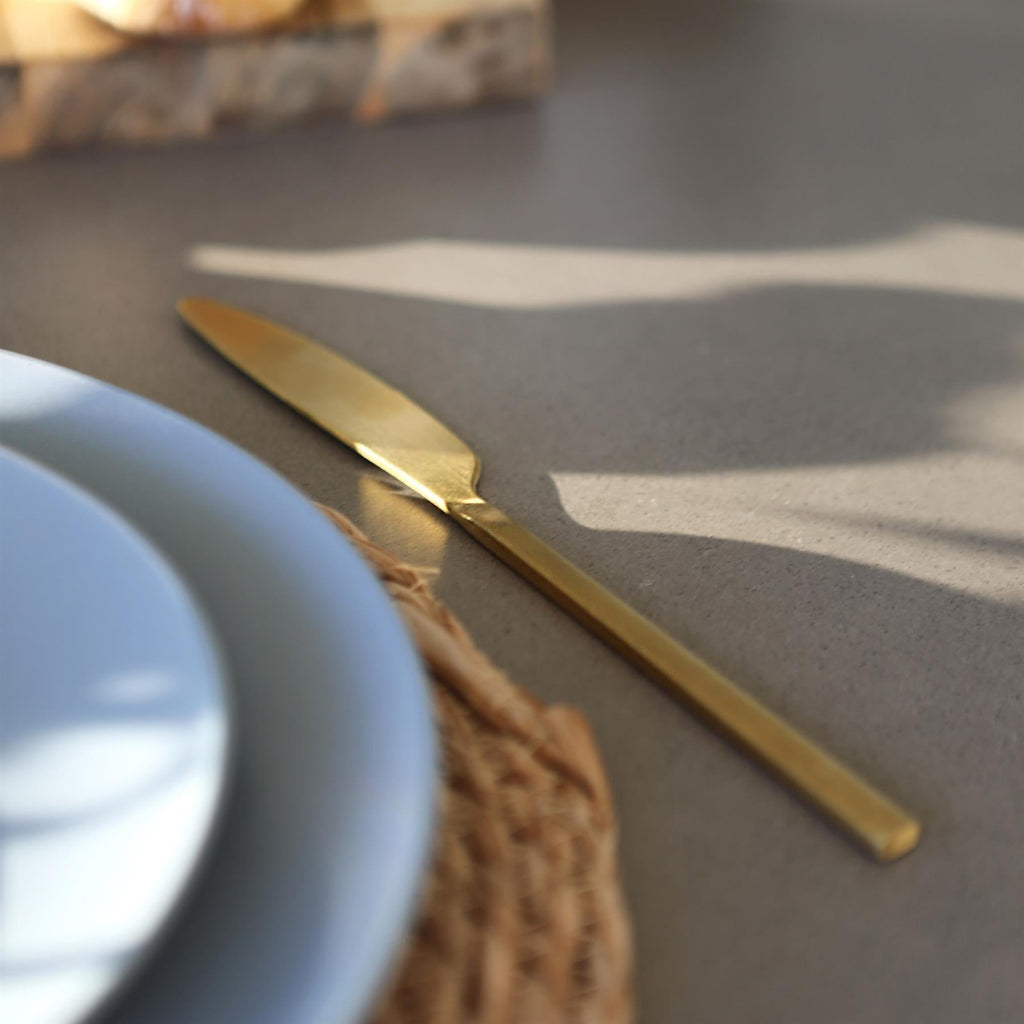 Stainless Steel Dinner Knives - 21cm - Pack of Four